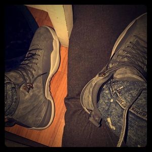 Jordan 12 wolf greys sz 12